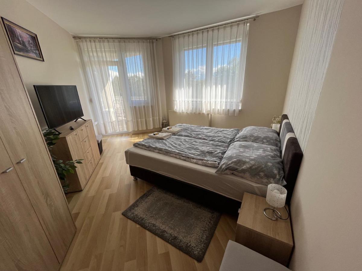 Relaxap Zalakaros Lägenhet Exteriör bild